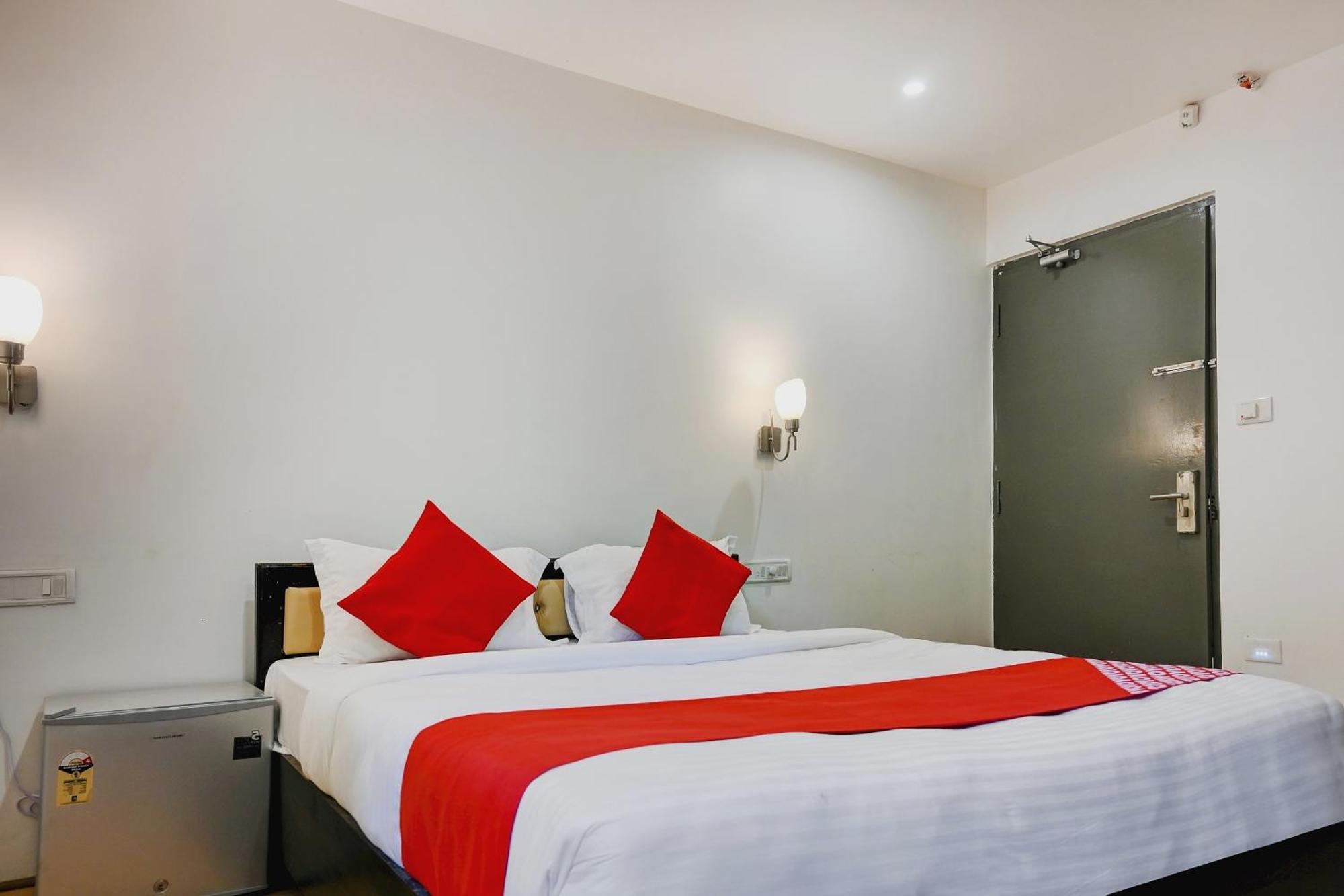 Super Town House Hi5 Aditya International